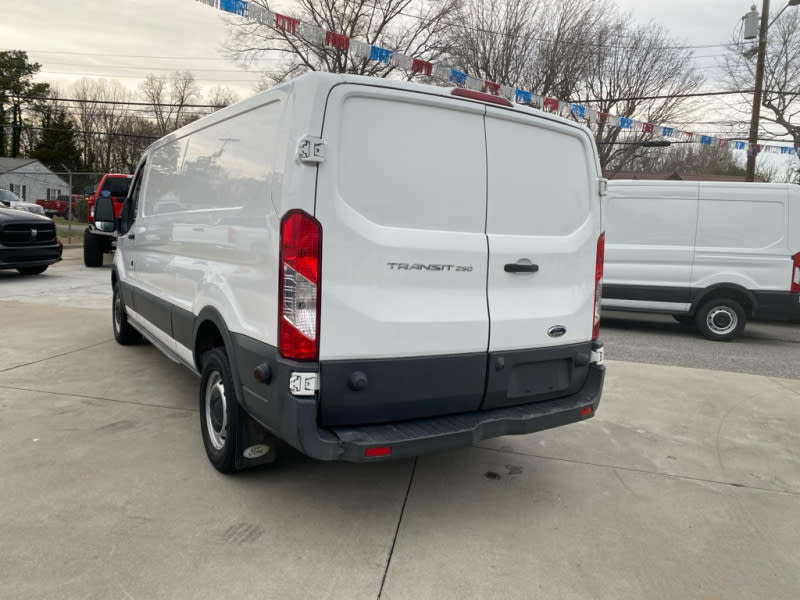 FORD TRANSIT L/ROOF 2017 price $21,888