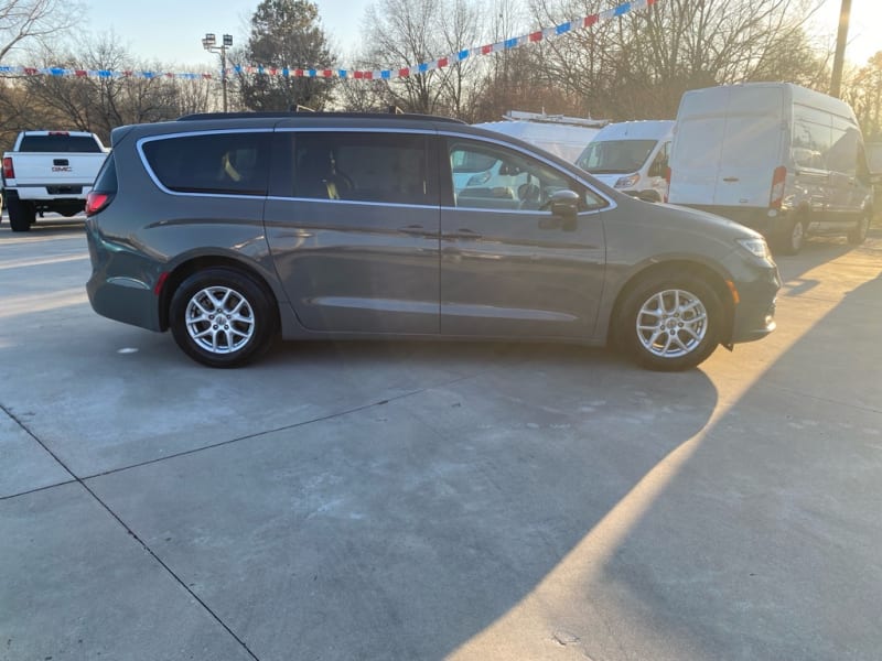 CHRYSLER PACIFICA 2022 price $23,555