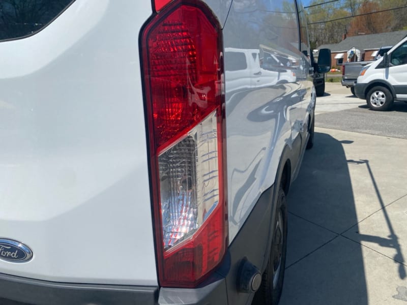 FORD TRANSIT L/ROOF 2016 price $17,999