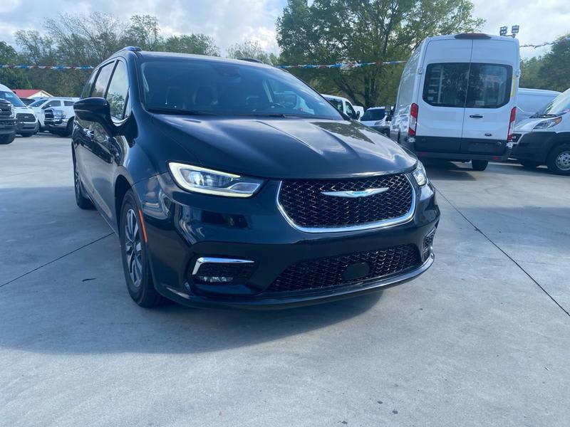 CHRYSLER PACIFICA 2021 price $21,999