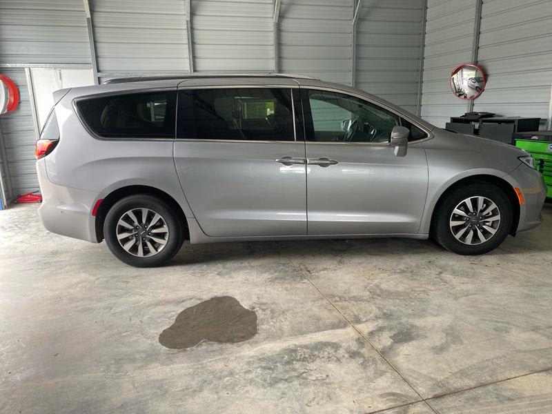 CHRYSLER PACIFICA 2021 price $24,890