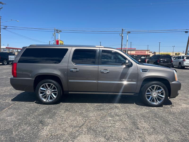 CADILLAC ESCALADE 2013 price $15,999