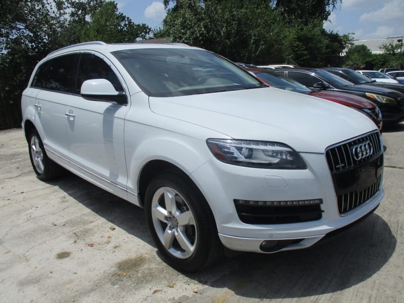 Audi Q7 2013 price $9,900