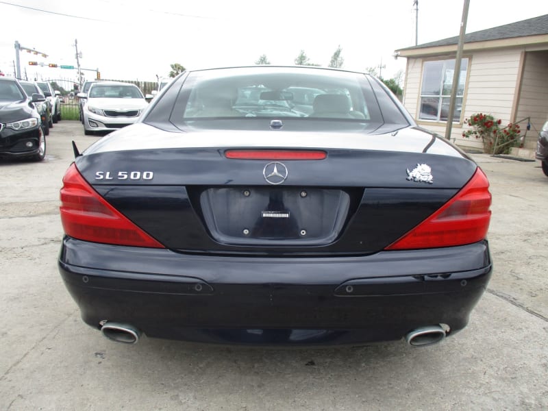 Mercedes-Benz SL-Class 2006 price $9,800