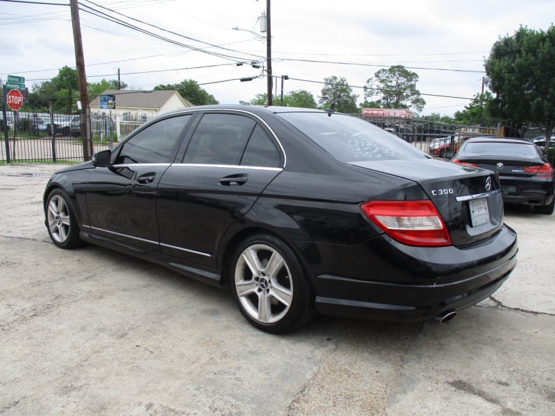 Mercedes-Benz C-Class 2011 price $3,500