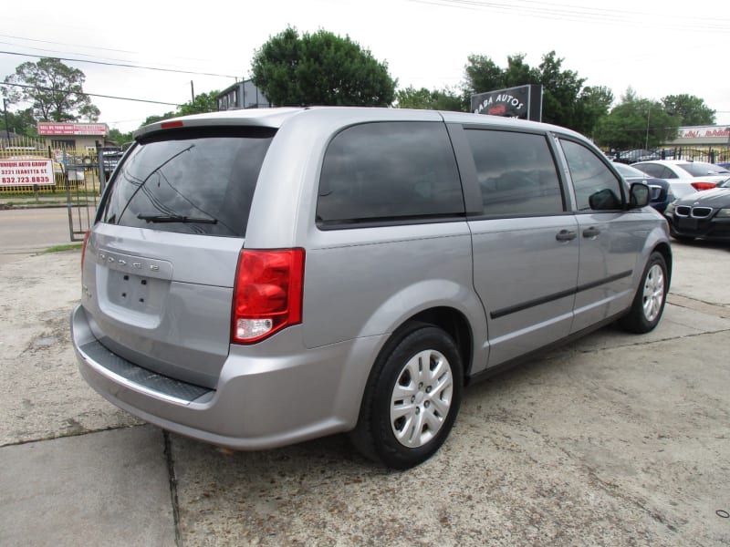 Dodge Grand Caravan 2014 price $6,900