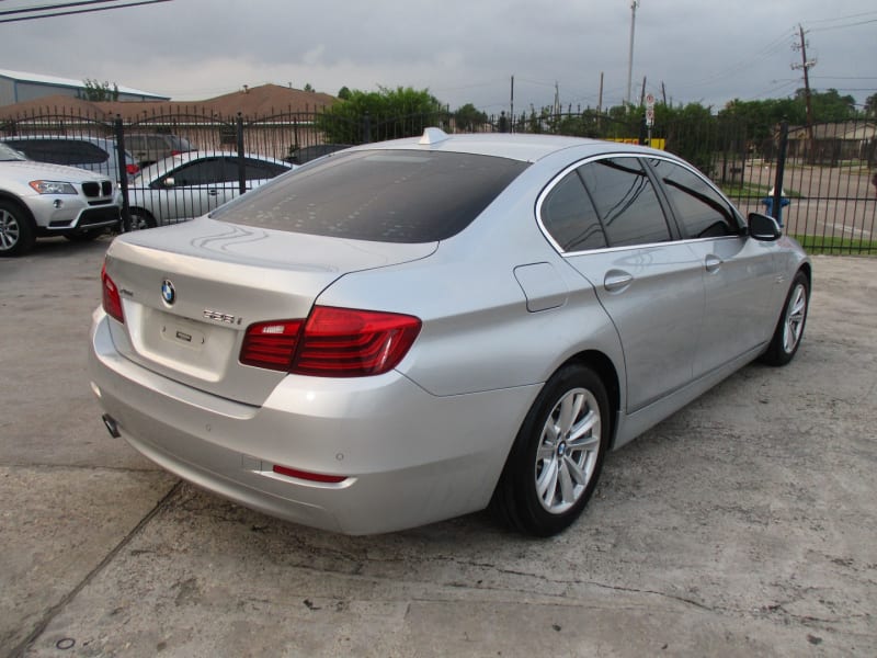 BMW 5-Series 2015 price $7,800