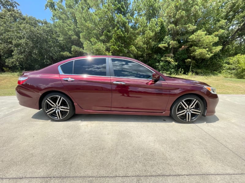 Honda Accord Sedan 2017 price $16,495