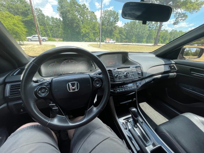 Honda Accord Sedan 2017 price $16,495