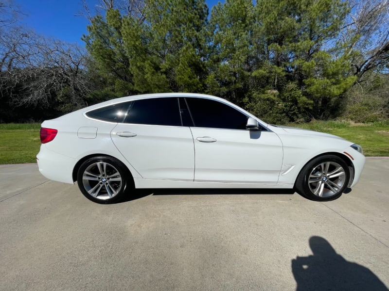 BMW 3-Series 2018 price $14,995