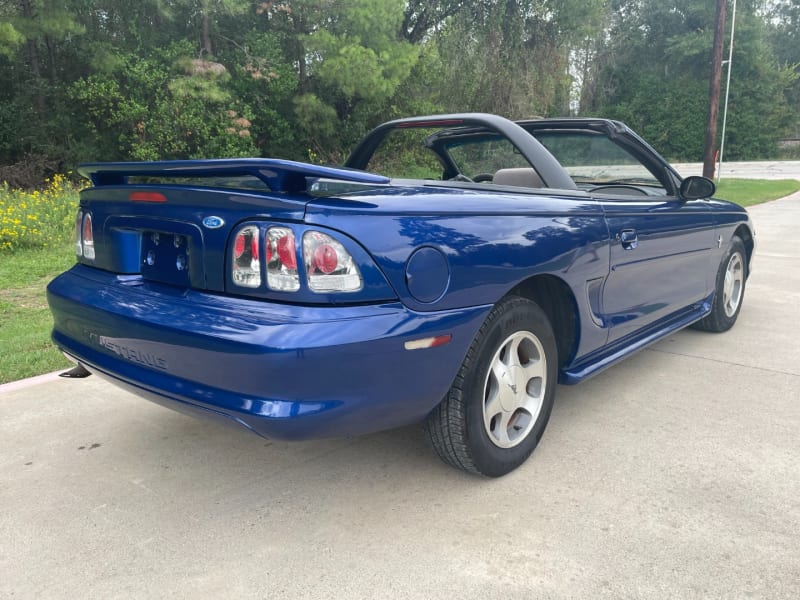 Ford Mustang 1996 price $5,995