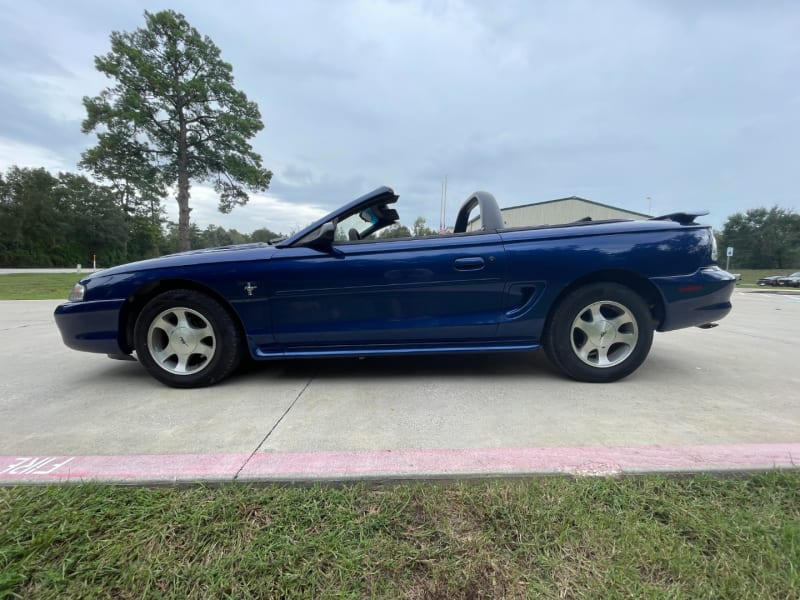 Ford Mustang 1996 price $5,995