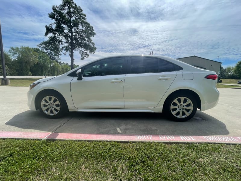 Toyota Corolla 2021 price $19,495