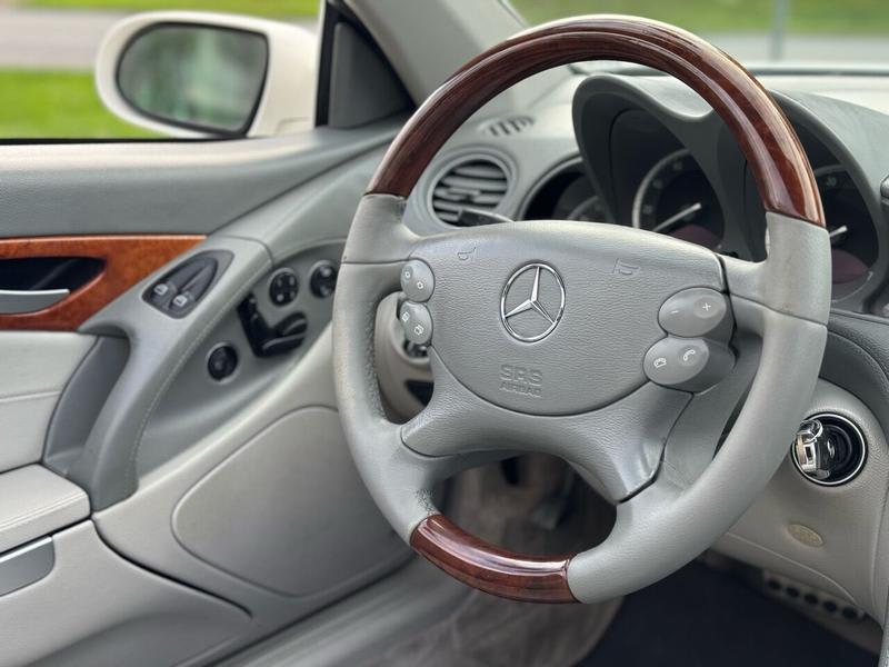 Mercedes-Benz SL-Class 2005 price $10,980