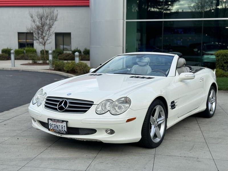 Mercedes-Benz SL-Class 2005 price $10,980