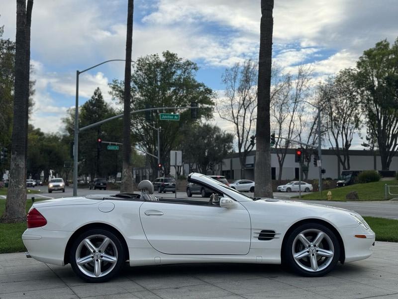 Mercedes-Benz SL-Class 2005 price $10,980