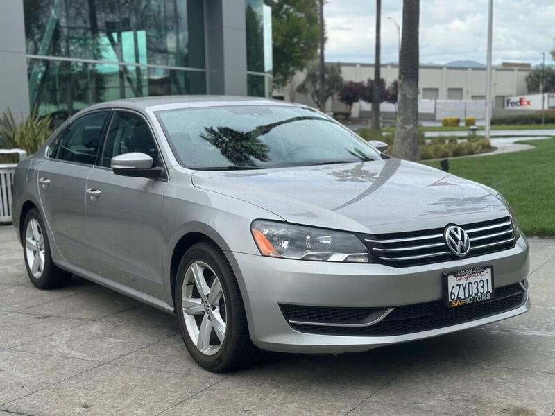 Volkswagen Passat 2013 price $12,480