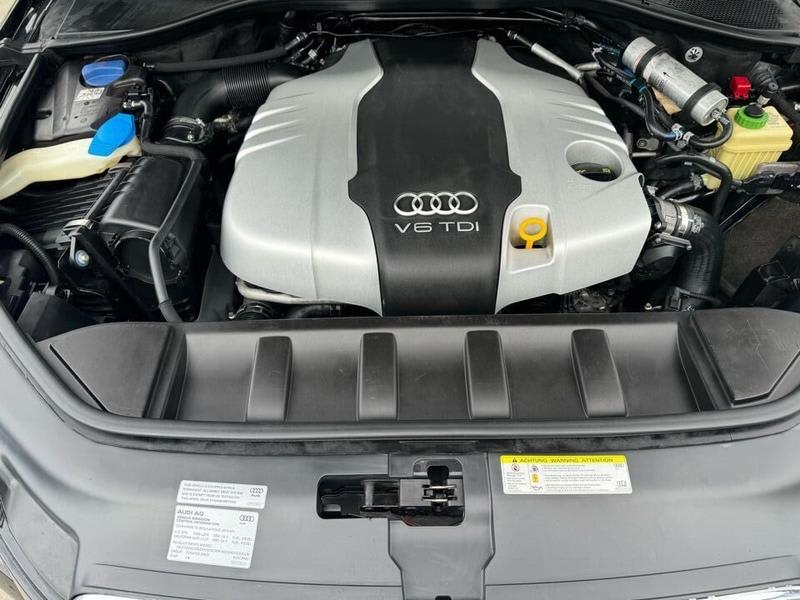 Audi Q7 2015 price $18,980