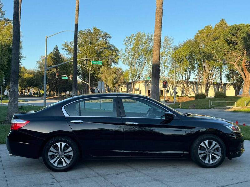 Honda Accord 2015 price $13,980