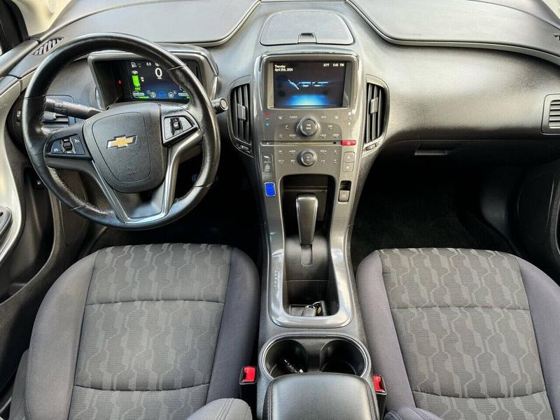 Chevrolet Volt 2014 price $8,980