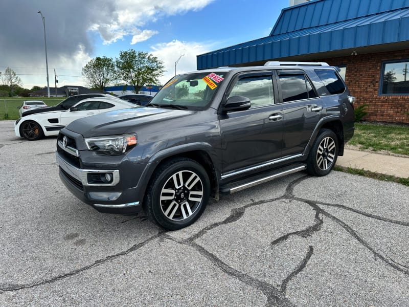 Toyota 4Runner 2016 price $27,850