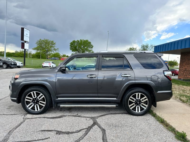 Toyota 4Runner 2016 price $27,850