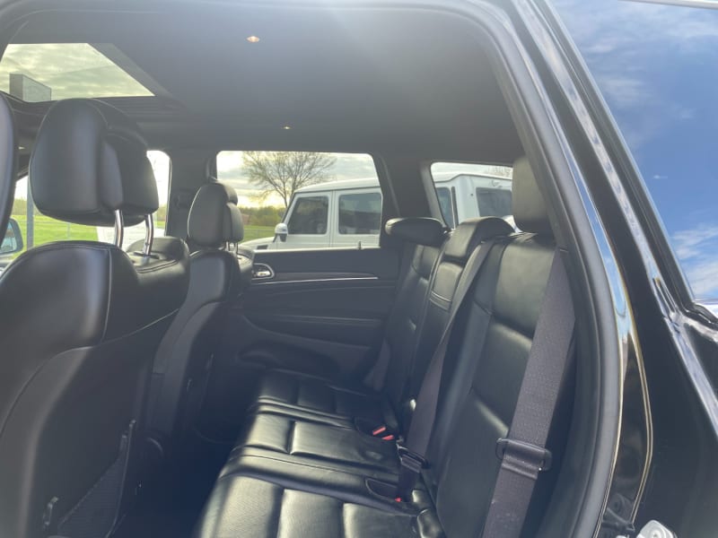 Jeep Grand Cherokee 2019 price $19,950