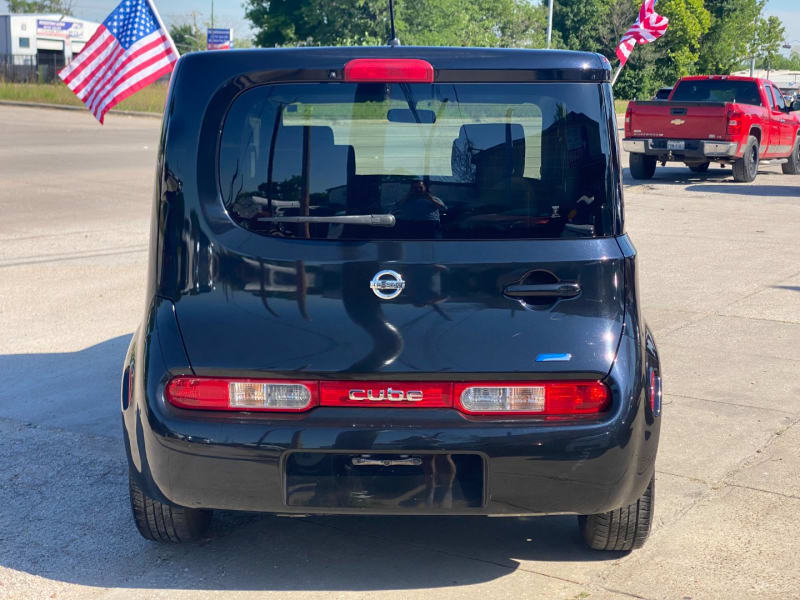 Nissan cube 2014 price $8,900