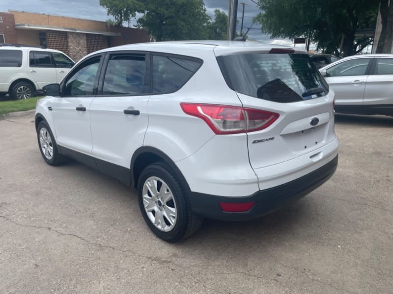 Ford Escape 2014 price $9,995