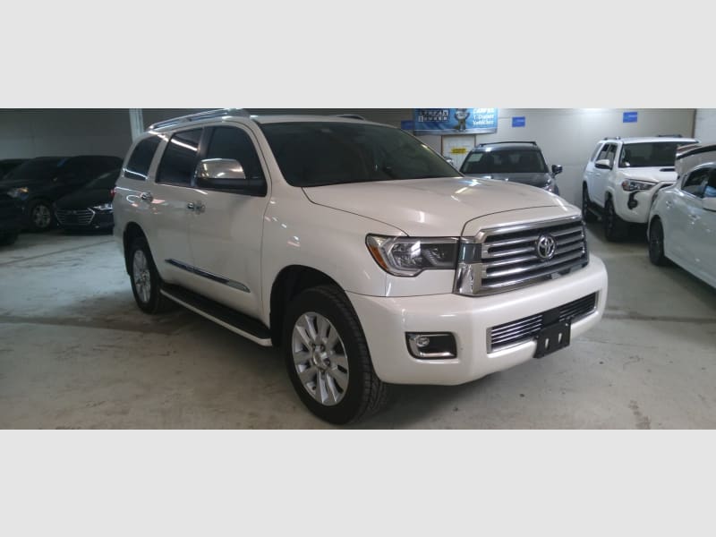 Toyota Sequoia 2018 price $42,995