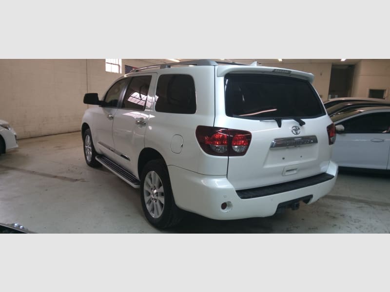 Toyota Sequoia 2018 price $44,995