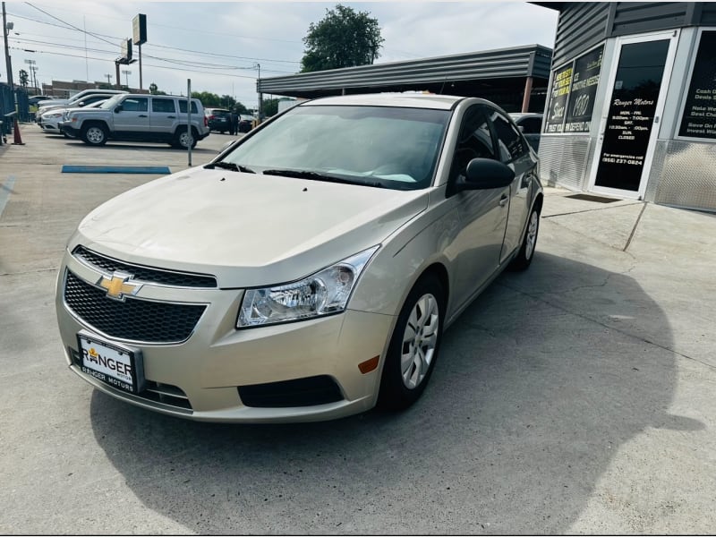 Chevrolet Cruze 2013 price $8,450