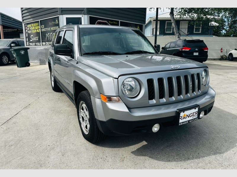 Jeep Patriot 2017 price $9,450