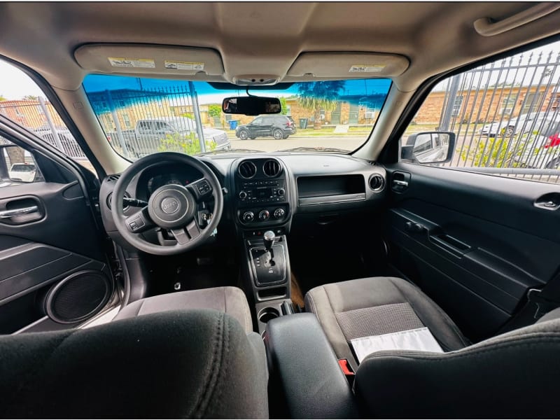 Jeep Patriot 2017 price $9,450