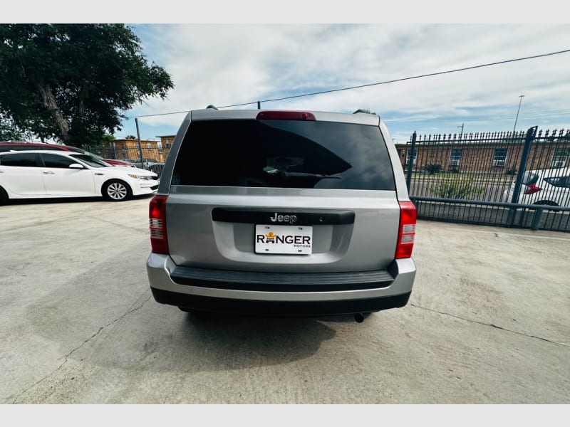 Jeep Patriot 2017 price $9,450