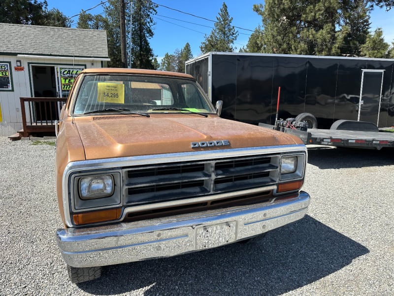 Dodge W Series Pickup 250 4WD 1986 price $5,495