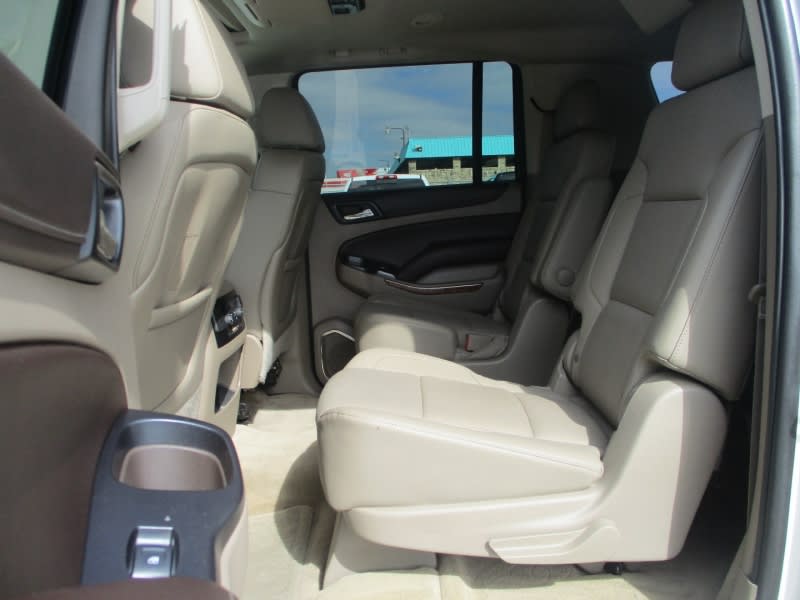 Chevrolet Suburban 2015 price $3,495