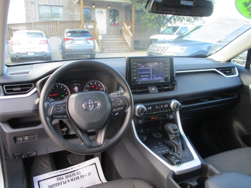 Toyota RAV4 2021 price $4,495