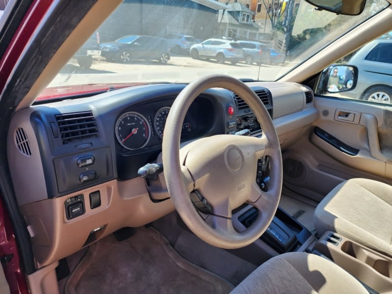 Isuzu Rodeo 2004 price $6,495