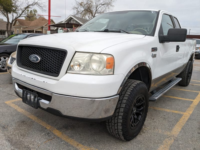 Ford F-150 2006 price $5,495
