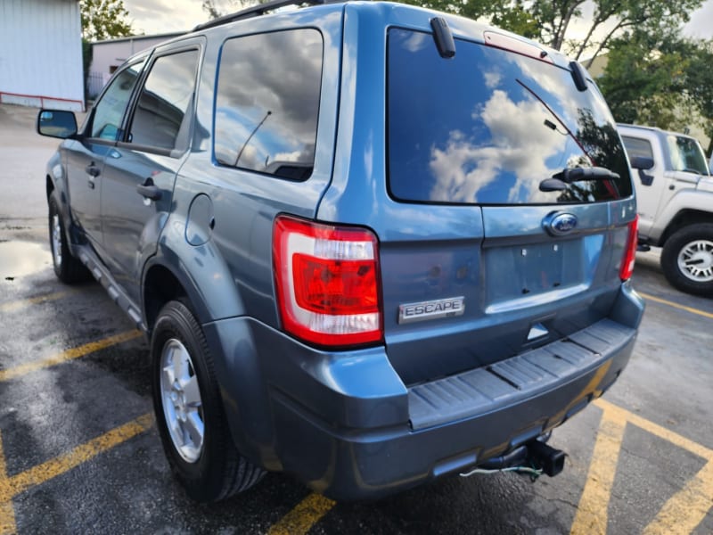 Ford Escape 2011 price $6,495