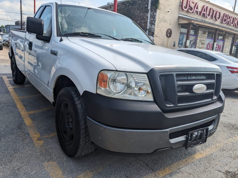 Ford F-150 2006 price $6,495