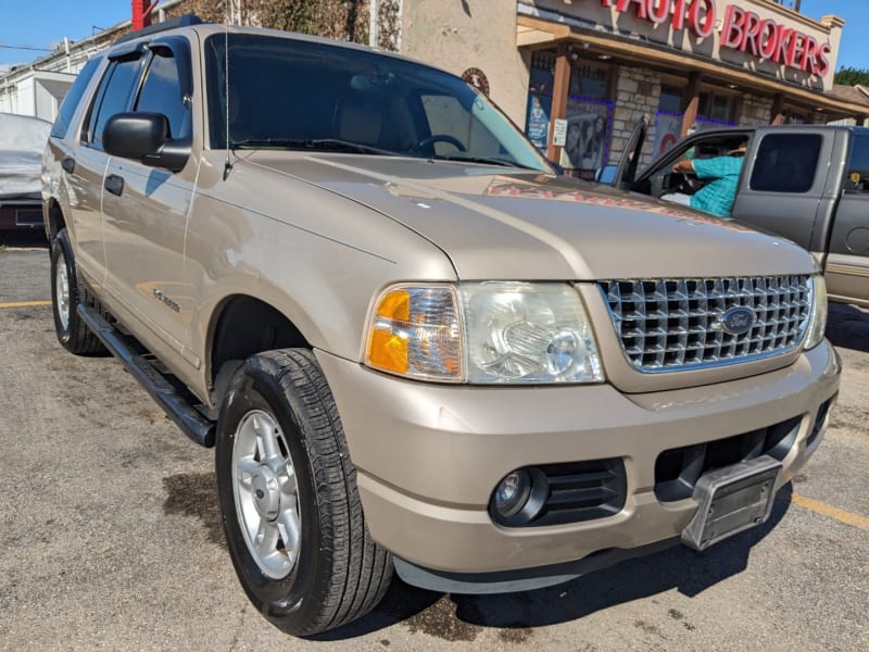 Ford Explorer 2005 price $6,995