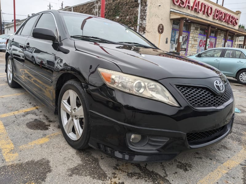 Toyota Camry 2011 price $6,495