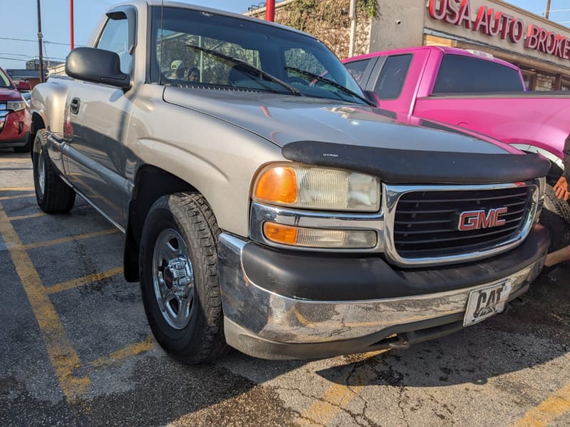 GMC New Sierra 1500 2000 price $7,995