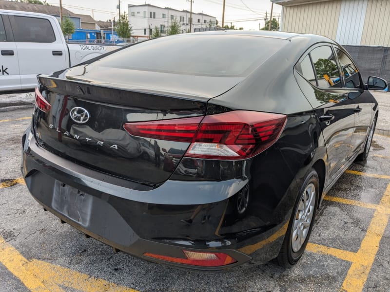 Hyundai Elantra 2020 price $10,995