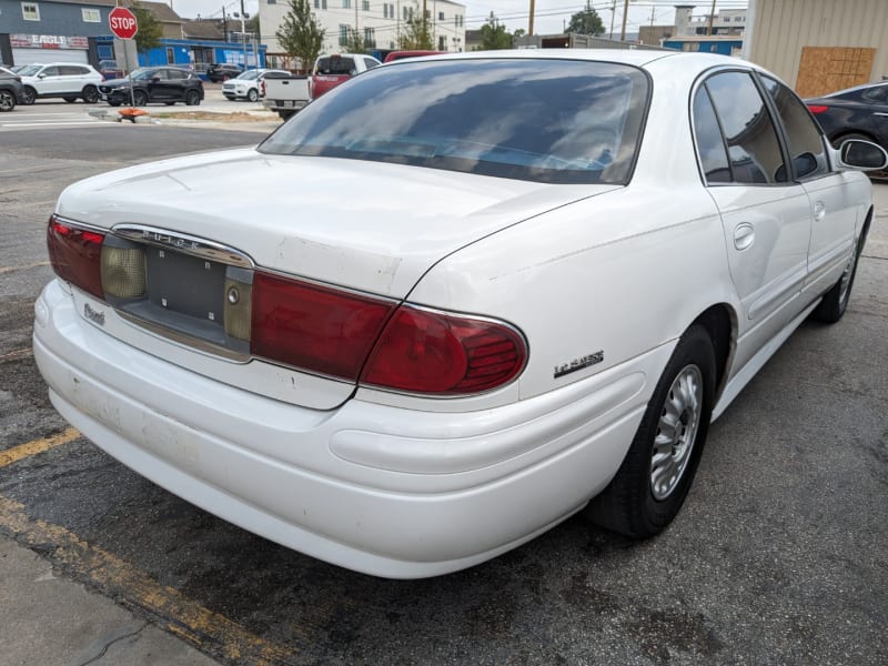 Buick LeSabre 2000 price $6,495