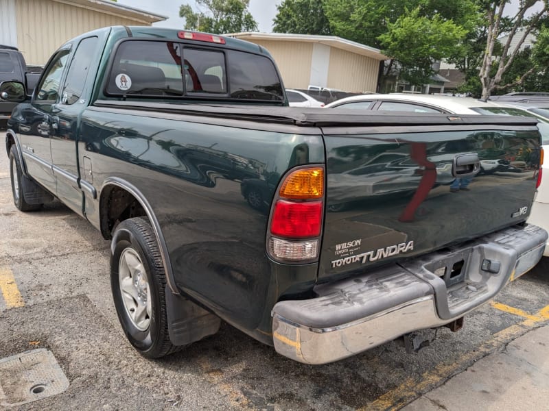 Toyota Tundra 2002 price $8,995