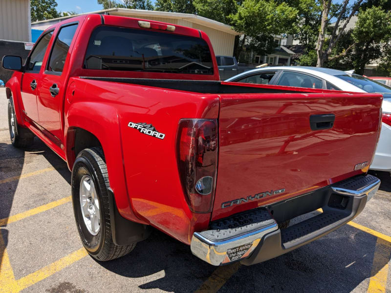 GMC Canyon 2005 price $8,995