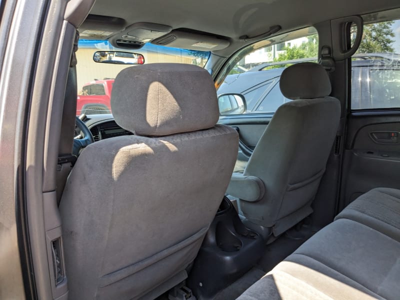 Toyota Tundra 2004 price $8,995